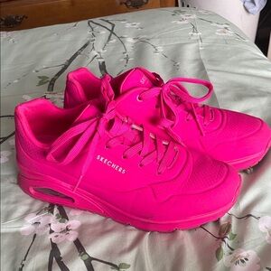 Skechers Women's Neon Pink Athletic Sneakers